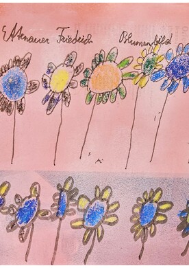 Ein farbenfrohes Kunstwerk von Friedrich Ettenauer auf rosafarbenem Hintergrund. Das Bild zeigt zwei Reihen stilisierter Sonnenblumen mit dünnen, dunklen Stielen. Die oberen sieben Blumen haben bunte Blütenmitten in Rot, Blau, Gelb und Orange, während die untere Reihe sechs Blumen auf einem grauen Hintergrundstreifen zeigt, die vorwiegend in Blau- und Grüntönen gehalten sind. Am oberen Rand stehen in handschriftlicher Schreibschrift der Name ‚Ettenauer Friedrich‘, der Titel ‚Blumenbild‘ und das Datum ‚21.3.2024‘.